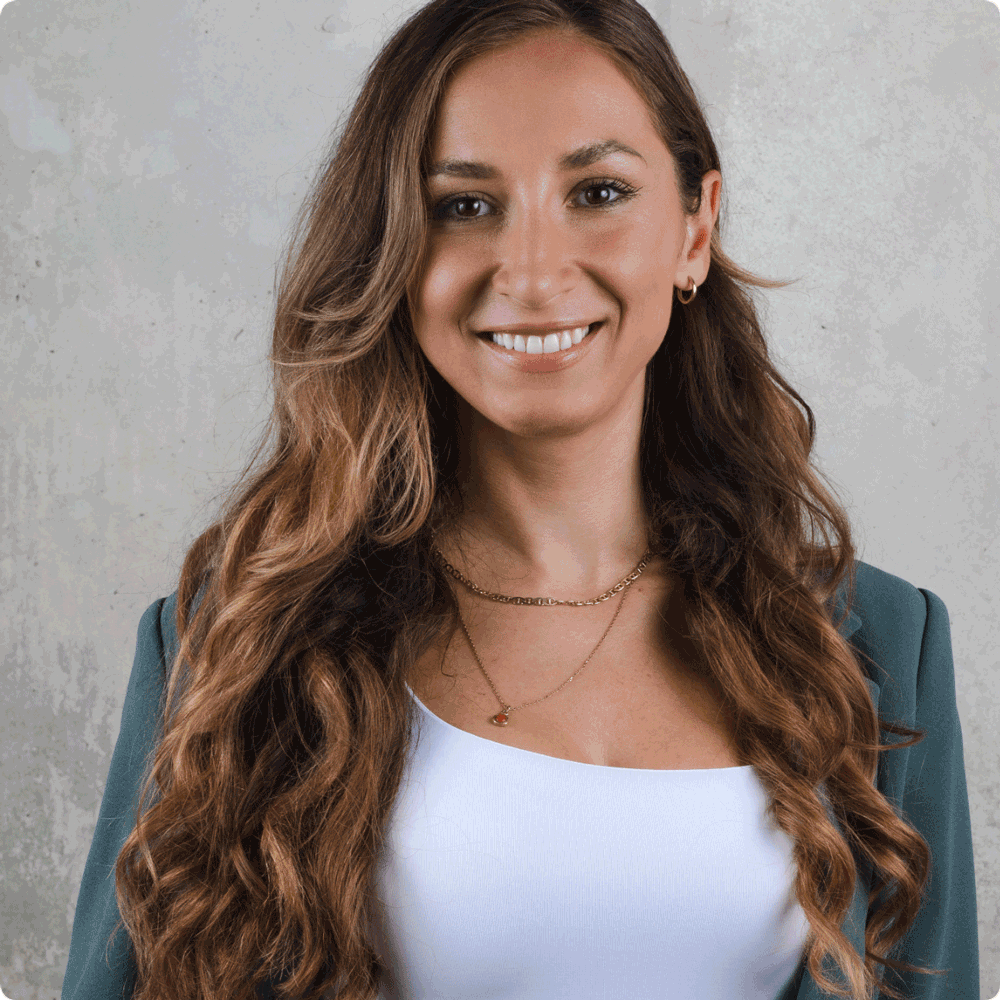 Edona - Senior Manager & Expert in Tools & Apps at RYSQER